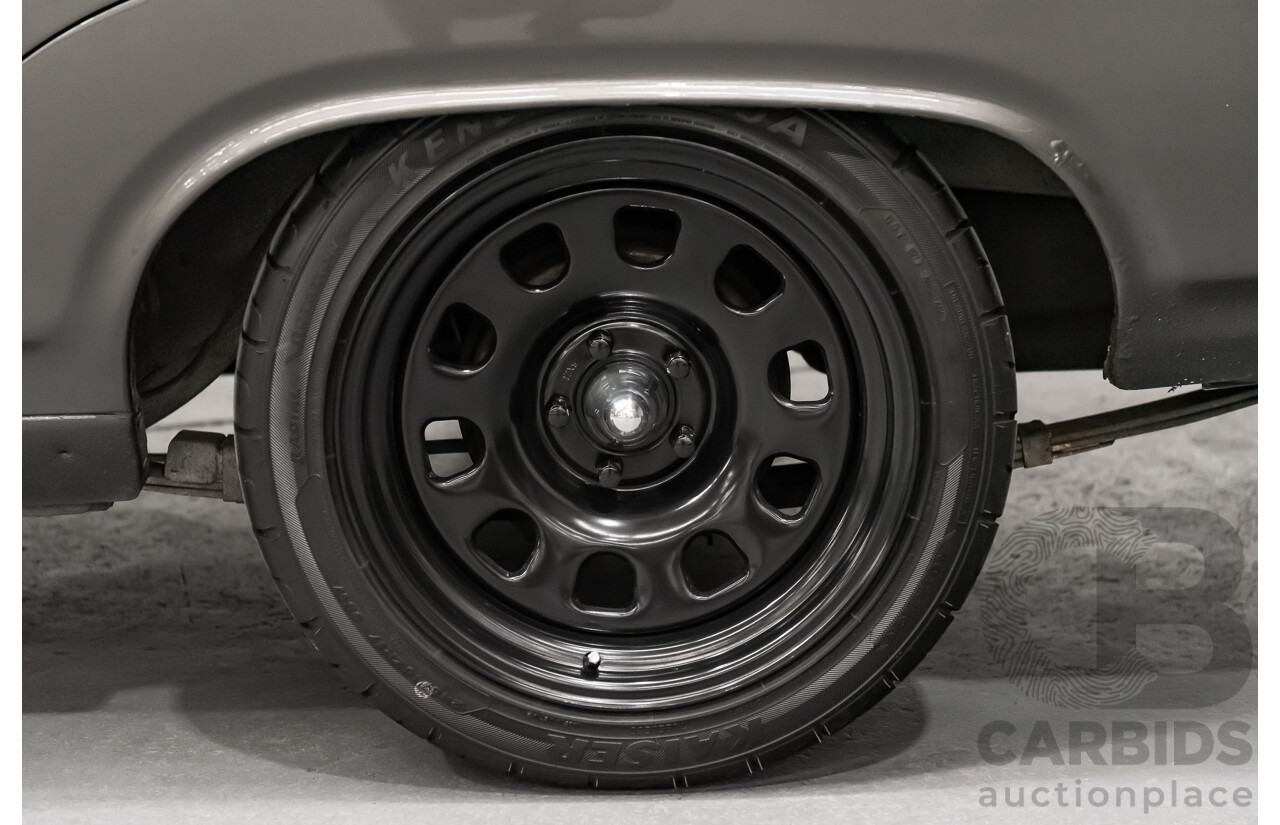 4/1975 Ford Fairlane 500 ZG Y Code 4d Sedan Metallic Grey 351ci V8 5.8L