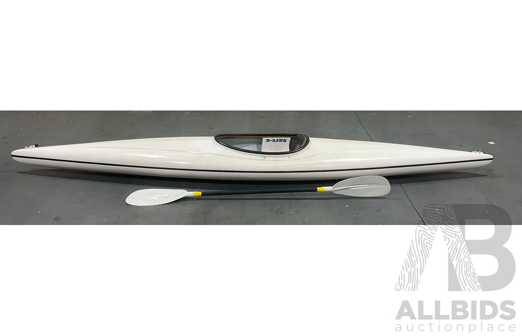 B-LINE Fibreglass Kayak & Paddle