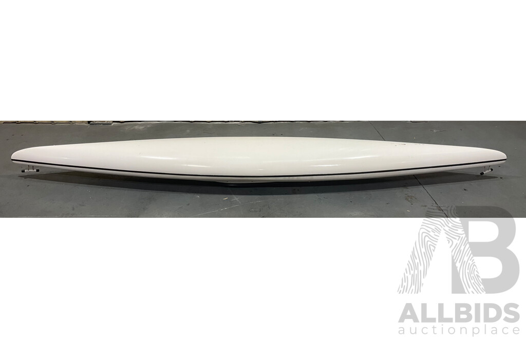 B-LINE Fibreglass Kayak & Paddle