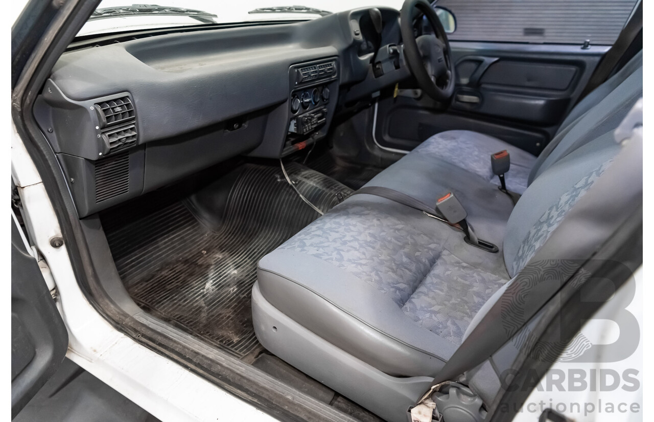 9/1998 Ford Falcon GLi Longreach Tradesman XHII Panel Van White 4.0L