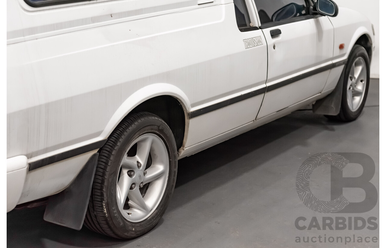 9/1998 Ford Falcon GLi Longreach Tradesman XHII Panel Van White 4.0L