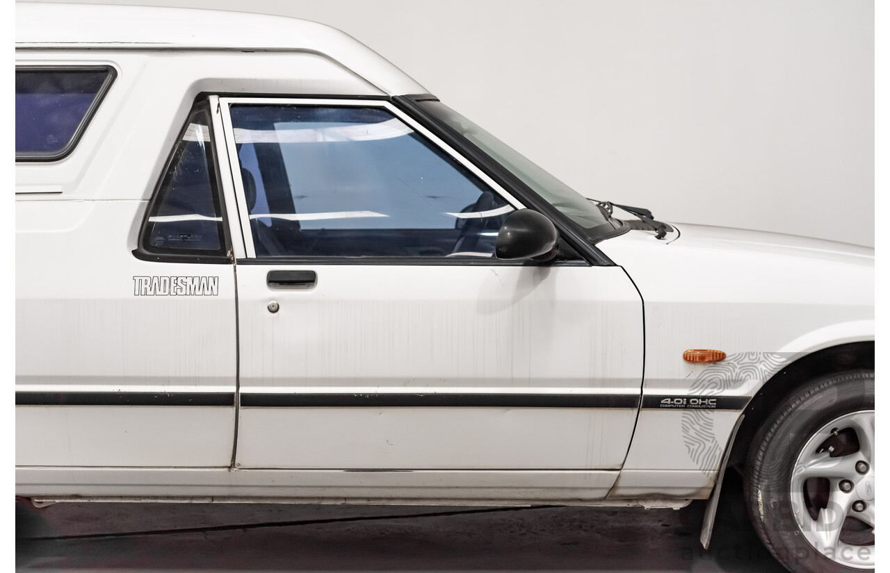 9/1998 Ford Falcon GLi Longreach Tradesman XHII Panel Van White 4.0L