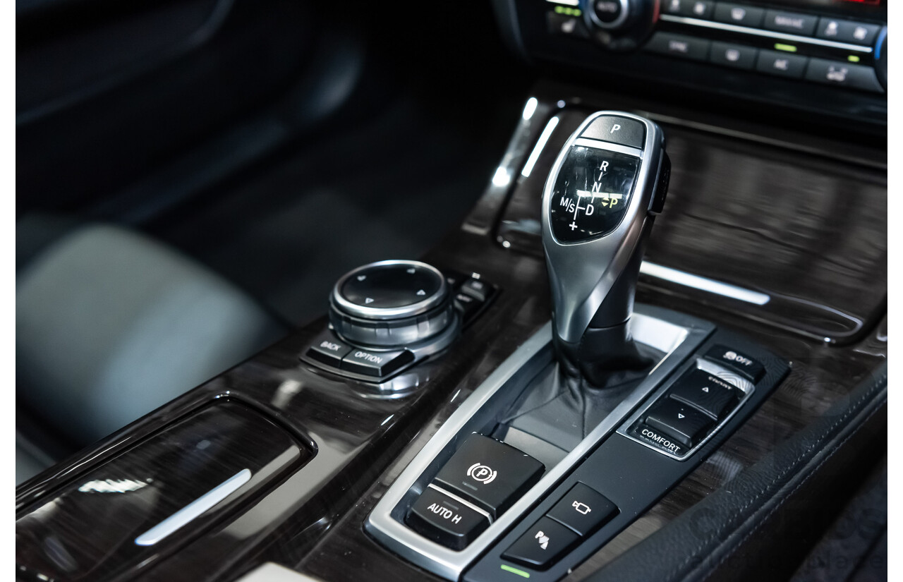 11/2013 BMW 528i M-Sport F10 MY14 4d Sedan Midnight Blue Metallic Turbo 2.0L