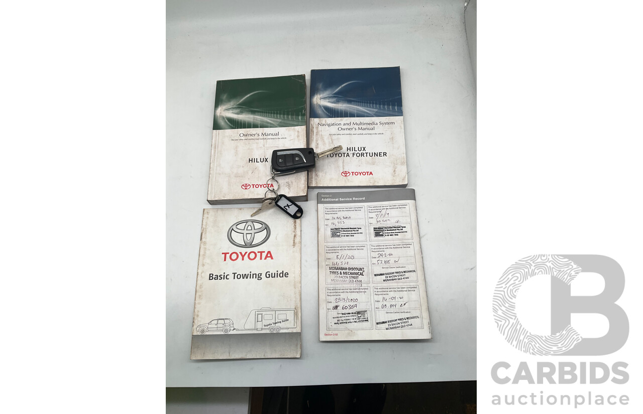 03/2019 Toyota Hilux SR (4x4) GUN126R MY19 4d Dual Cab White Turbo Diesel 2.8L