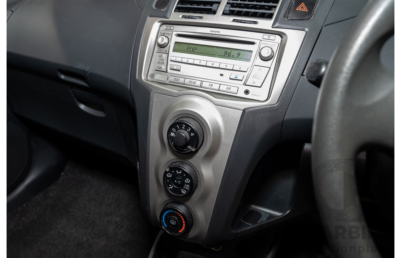 11/2009 Toyota Yaris YR NCP90R 08 UPGRADE 3d Hatchback Metallic Blue 1.3L