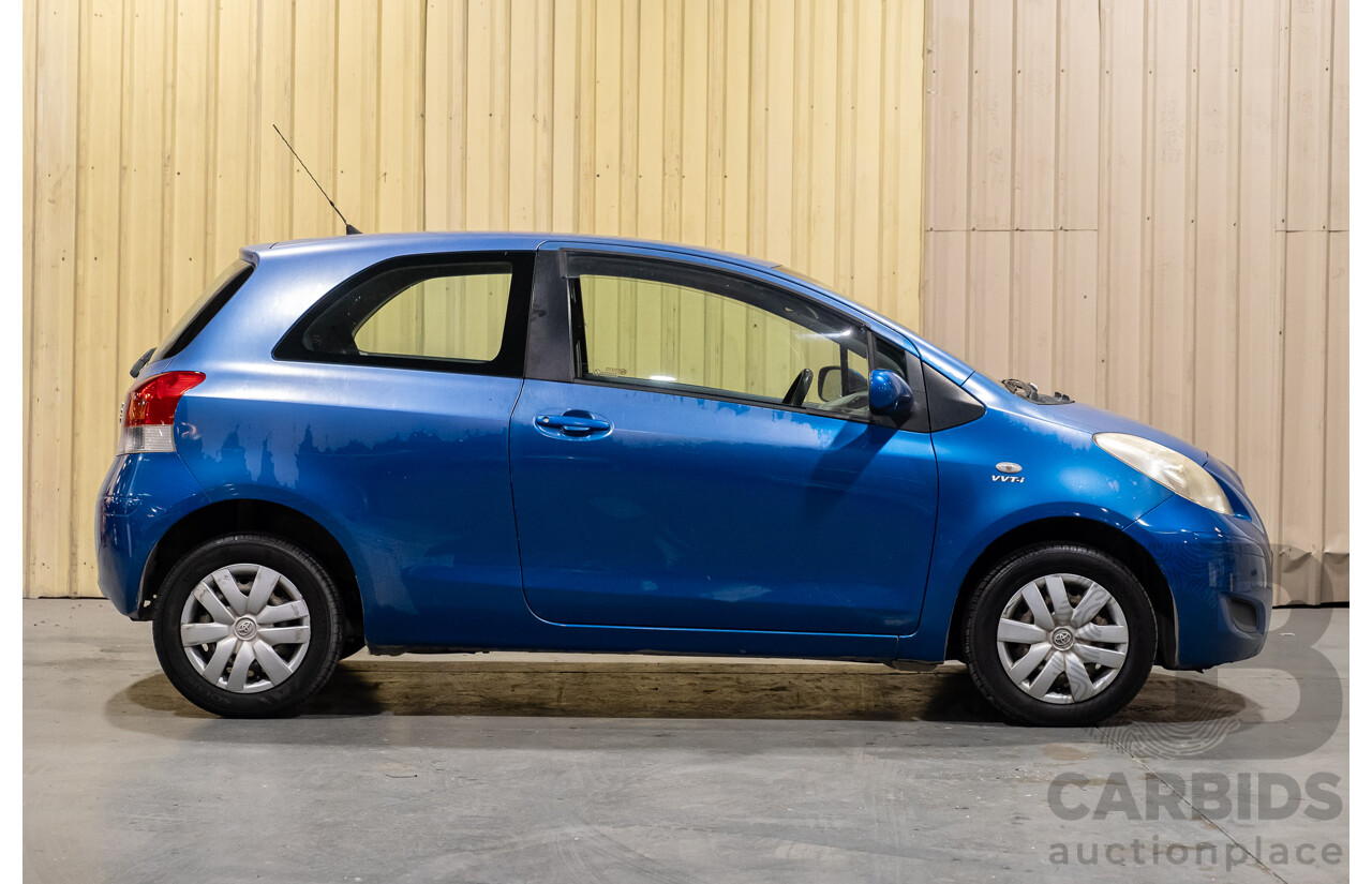 11/2009 Toyota Yaris YR NCP90R 08 UPGRADE 3d Hatchback Metallic Blue 1.3L
