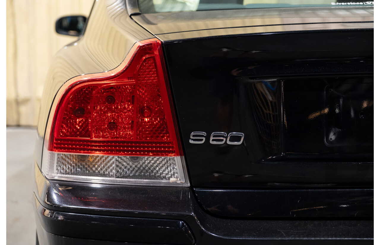 8/2006 Volvo S60 2.4 20V SE MY05 4d Sedan Metallic Black 2.4L