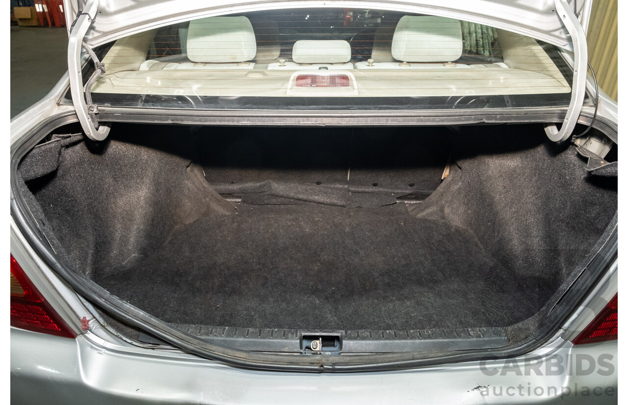 5/2002 Toyota Corolla Ascent ZZE122R 4d Sedan Silver 1.8L