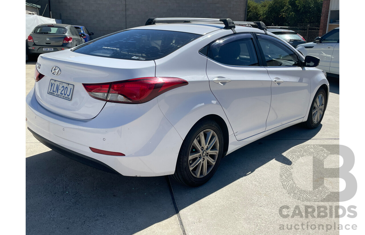 5/2014 Hyundai Elantra Trophy MD SERIES 2 (MD3) 4d Sedan White 1.8L