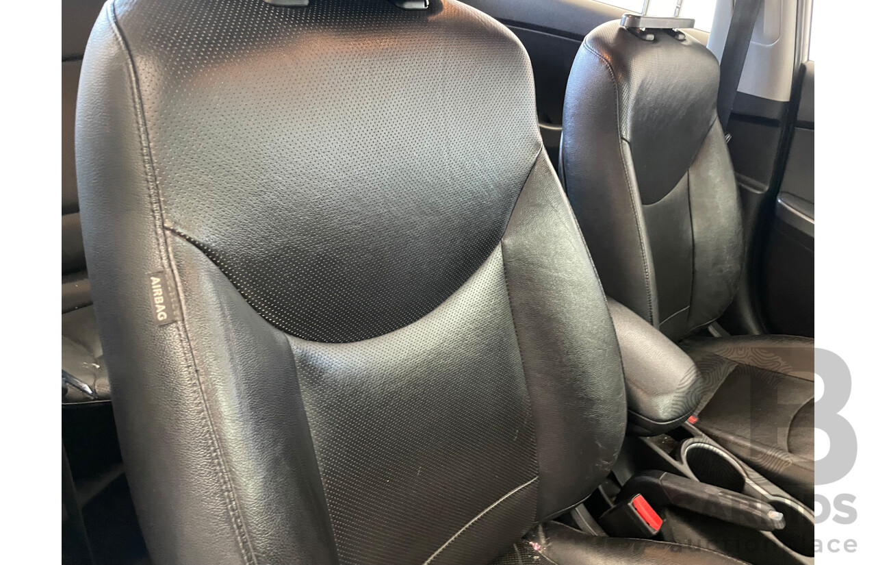 5/2014 Hyundai Elantra Trophy MD SERIES 2 (MD3) 4d Sedan White 1.8L