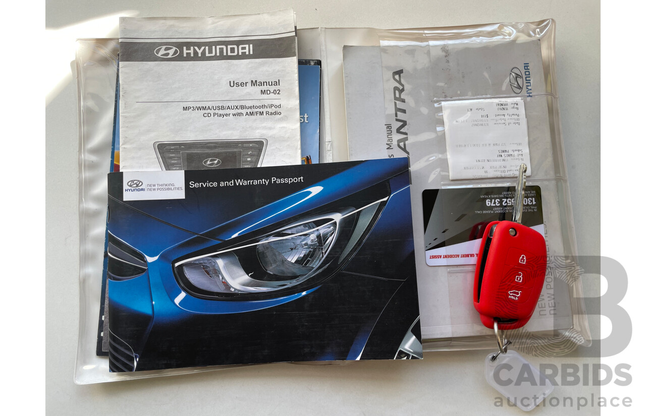 5/2014 Hyundai Elantra Trophy MD SERIES 2 (MD3) 4d Sedan White 1.8L