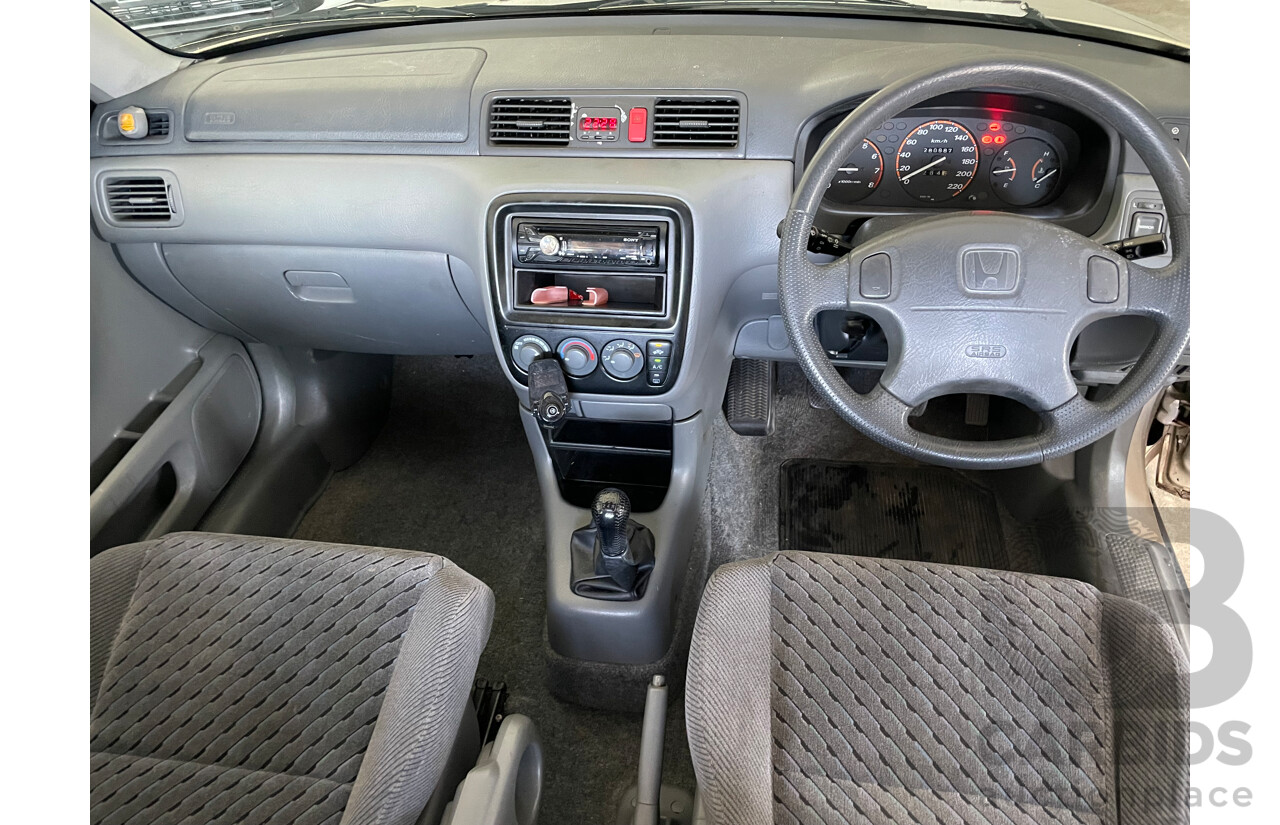 8/2001 Honda CRV (4x4) Sport  4d Wagon Gold 2.0L