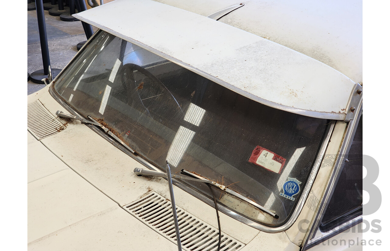 01/1968 Holden HR Premier 4d Sedan White 3.0L - "Barn Find" Project Car