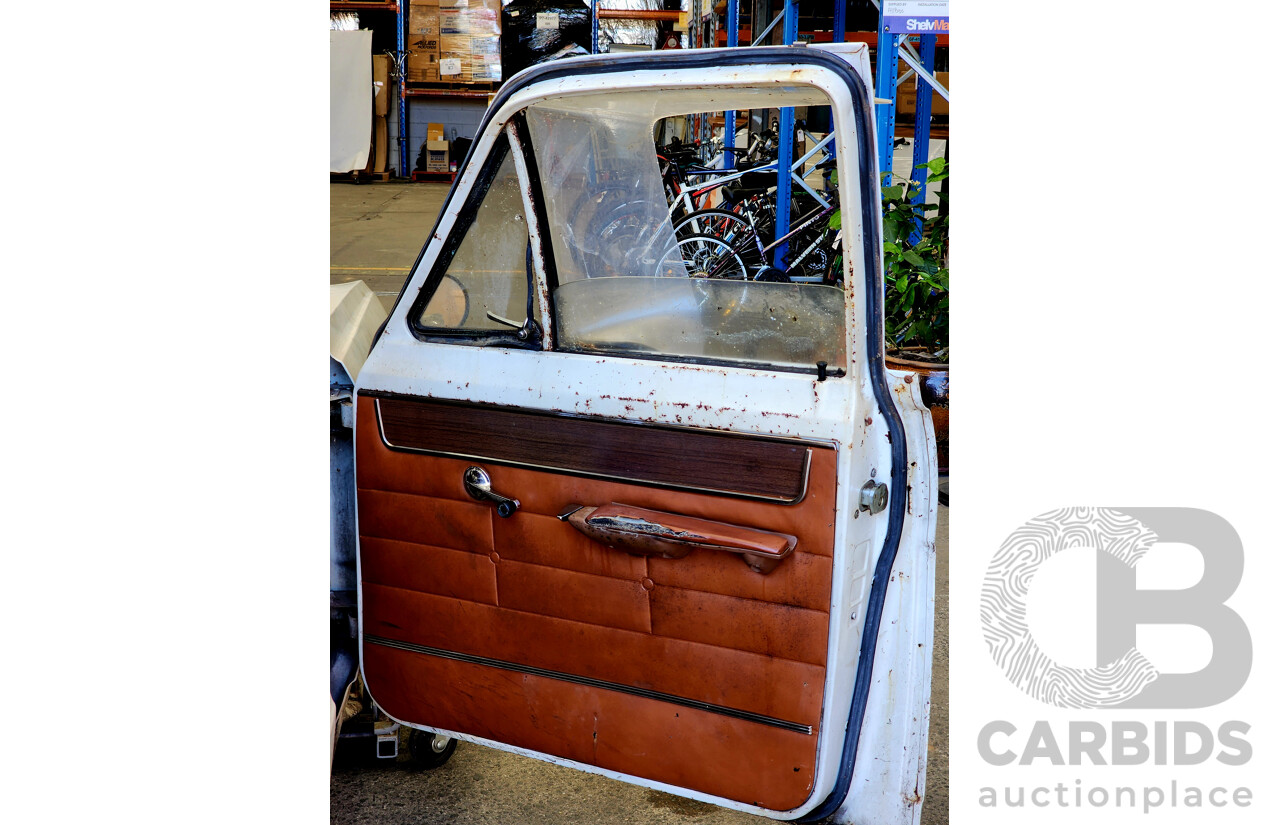 01/1968 Holden HR Premier 4d Sedan White 3.0L - "Barn Find" Project Car