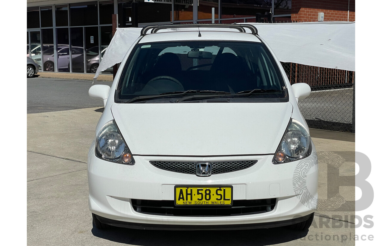 7/2005 Honda Jazz VTi UPGRADE 5d Hatchback White 1.5L