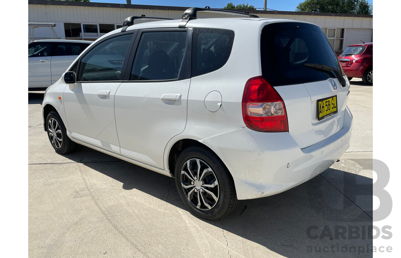 7/2005 Honda Jazz VTi UPGRADE 5d Hatchback White 1.5L