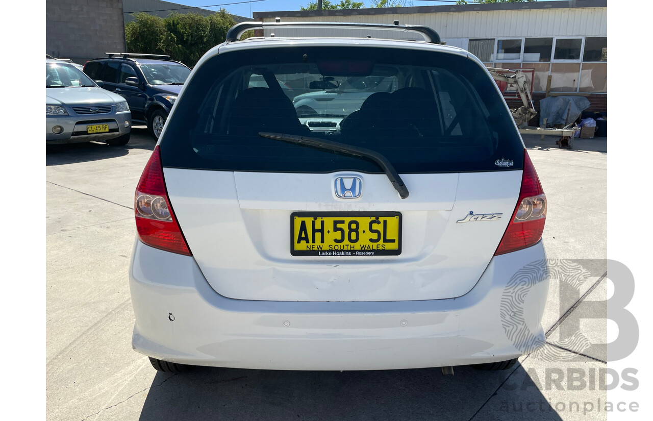 7/2005 Honda Jazz VTi UPGRADE 5d Hatchback White 1.5L