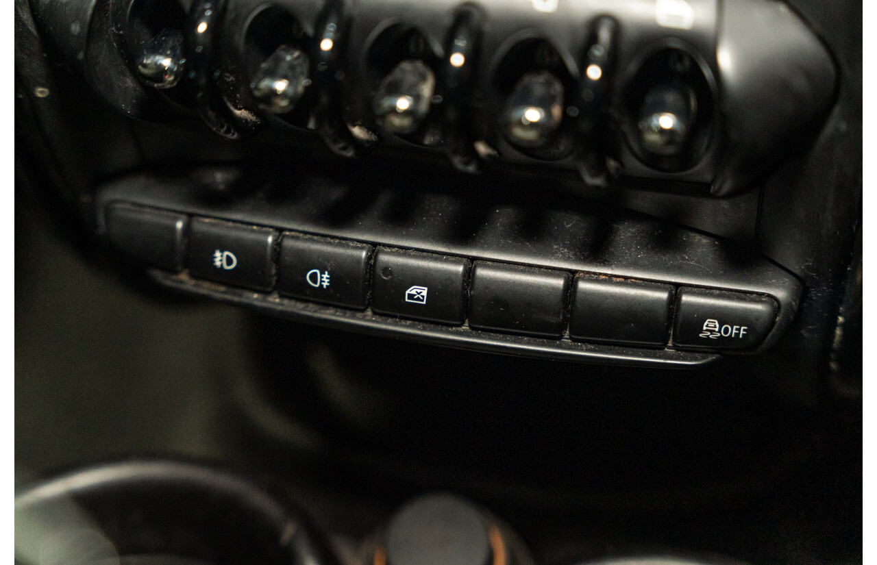 1/2012 Mini Cooper D Countryman ALL4 (AWD) R60 MY12 4d Wagon White Turbo Diesel 2.0L