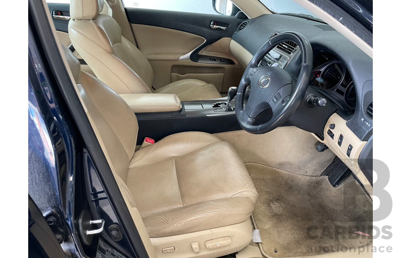 6/2006 Lexus IS250 Prestige GSE20R 4d Sedan Blue 2.5L