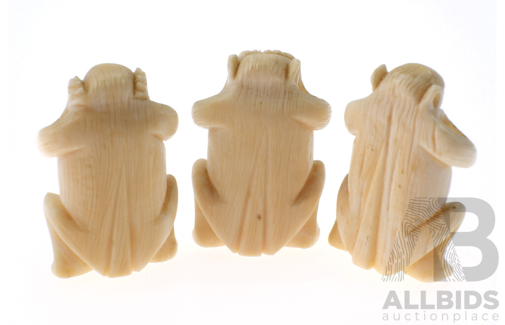 Hand Carved Asian Ivory Trio of See No Evil, Speak No Evil & Hear No Evil Monkey Figures