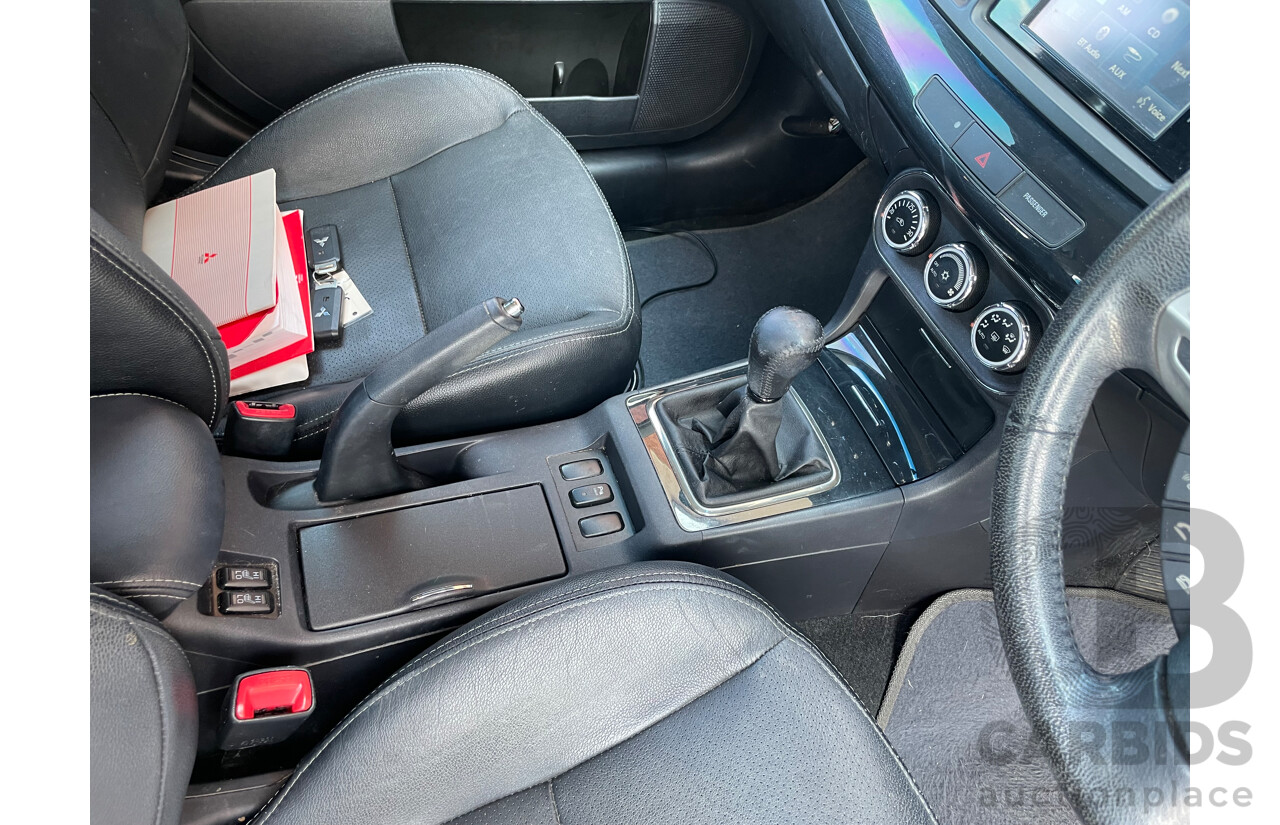 12/2013 Mitsubishi Lancer LX CJ MY13 4d Sedan Blue 2.0L