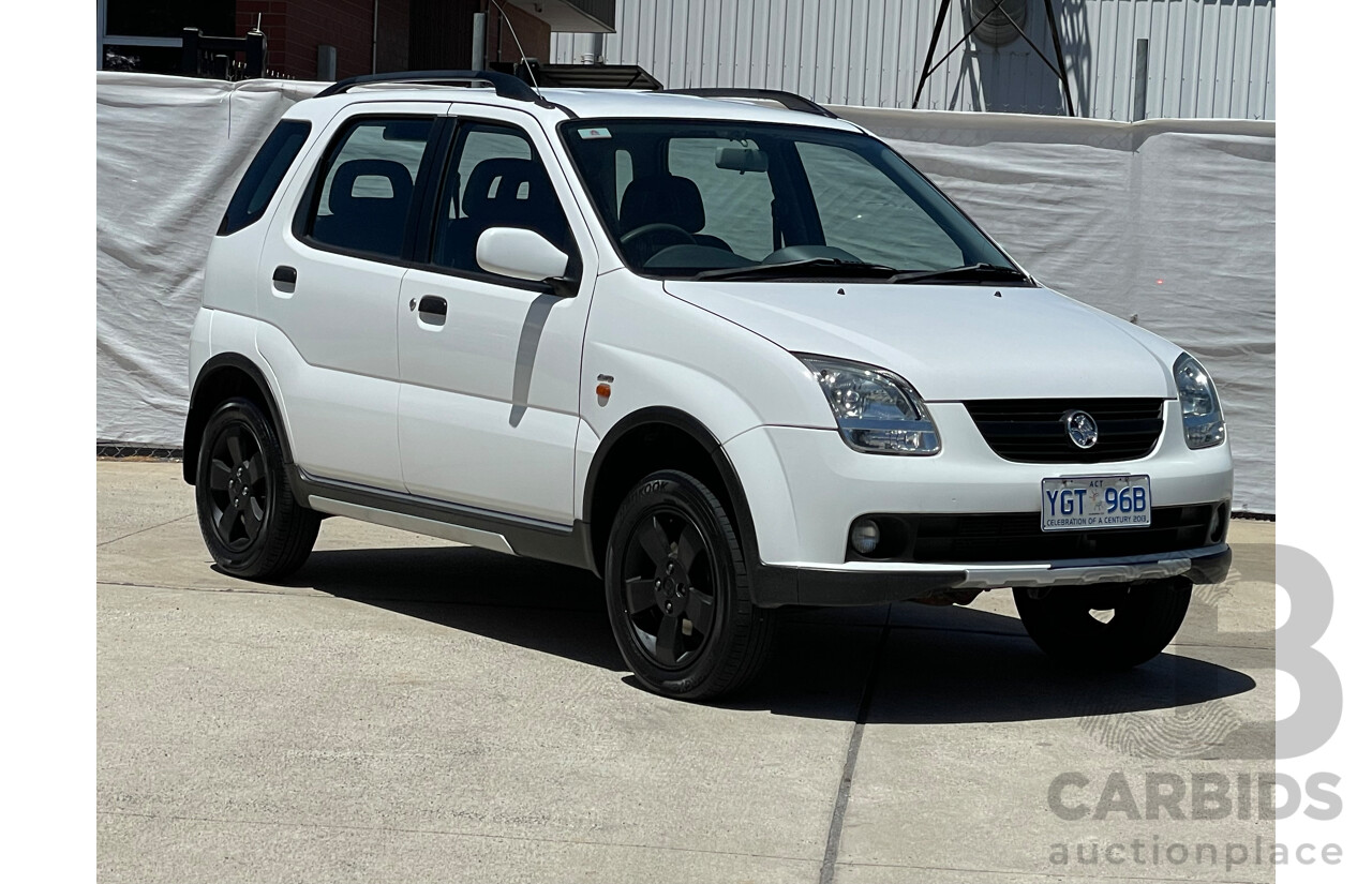 1/2005 Holden Cruze  YG 4d Wagon White 1.5L