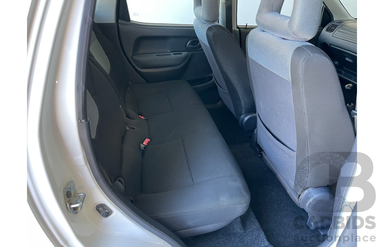 1/2005 Holden Cruze  YG 4d Wagon White 1.5L