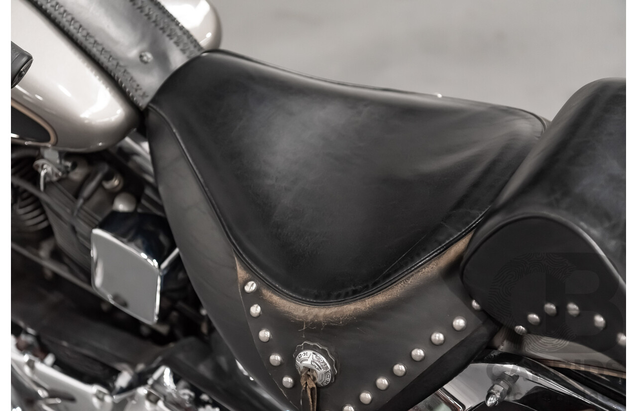 12/1995 Harley Davidson Heritage Softail Classic 1340cc (FLSTC) Vivid Black & Silver/Grey