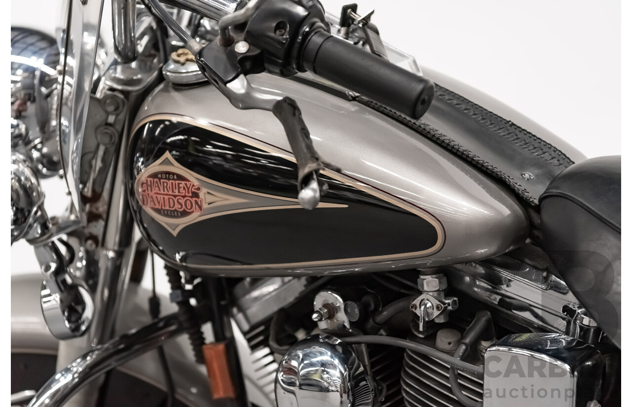 12/1995 Harley Davidson Heritage Softail Classic 1340cc (FLSTC) Vivid Black & Silver/Grey