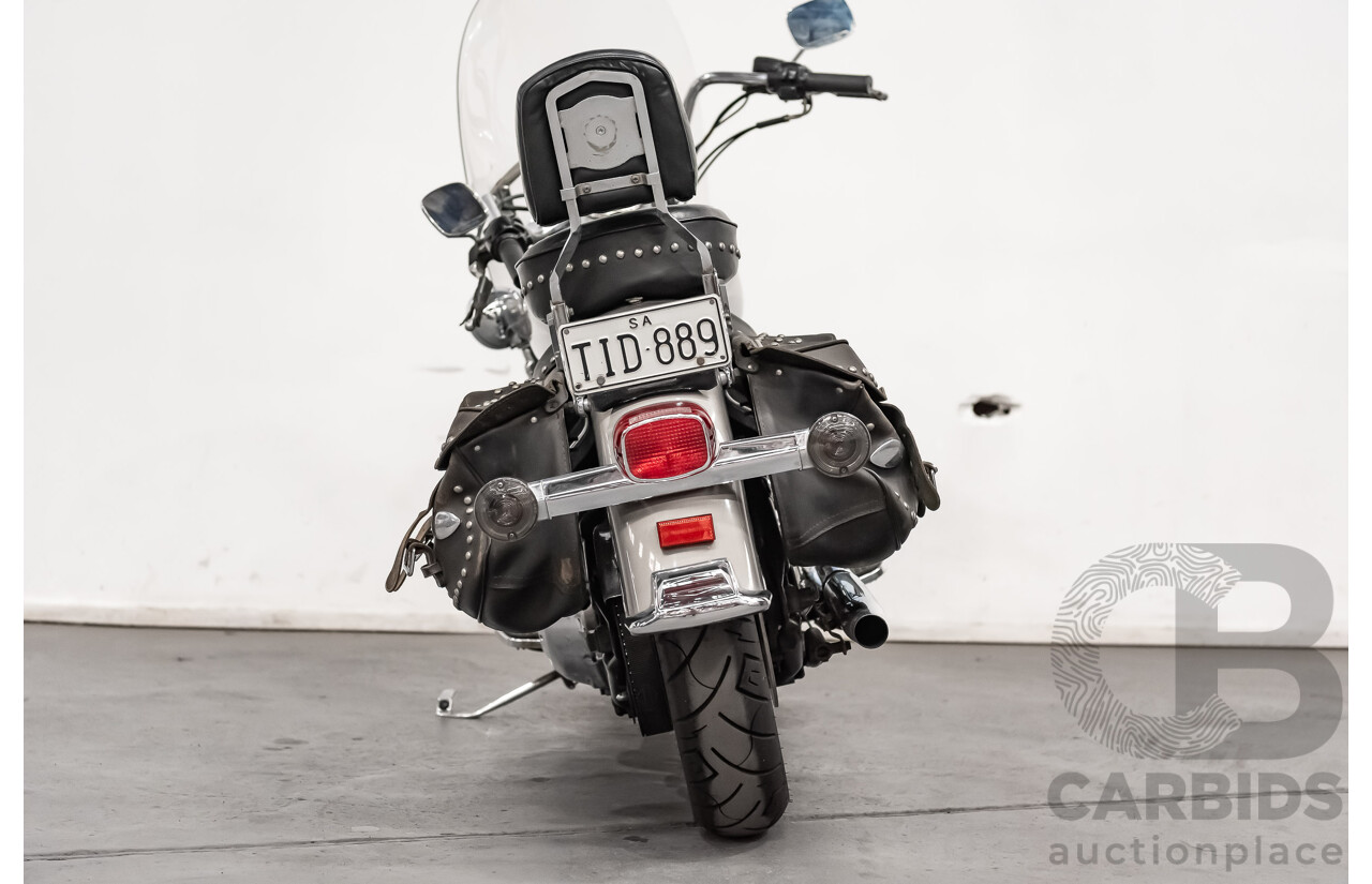 12/1995 Harley Davidson Heritage Softail Classic 1340cc (FLSTC) Vivid Black & Silver/Grey