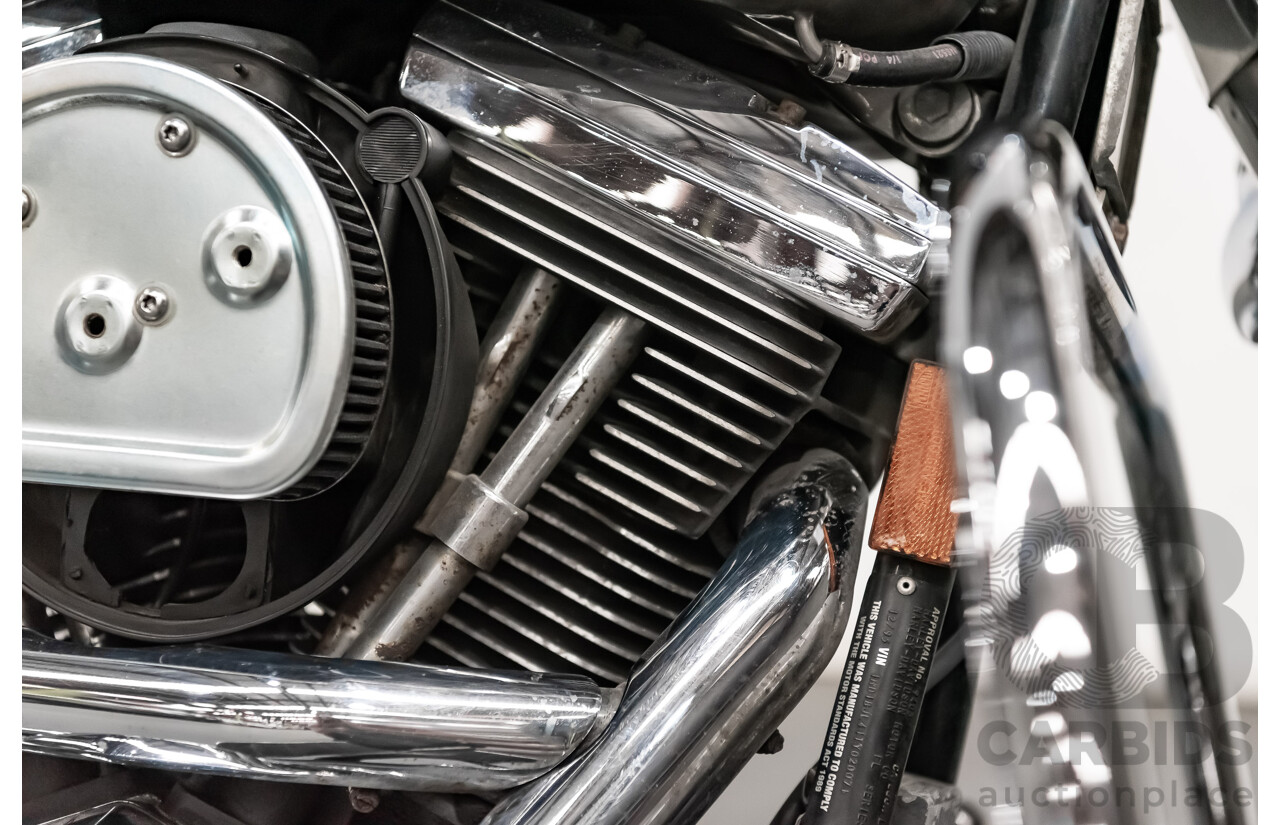 12/1995 Harley Davidson Heritage Softail Classic 1340cc (FLSTC) Vivid Black & Silver/Grey