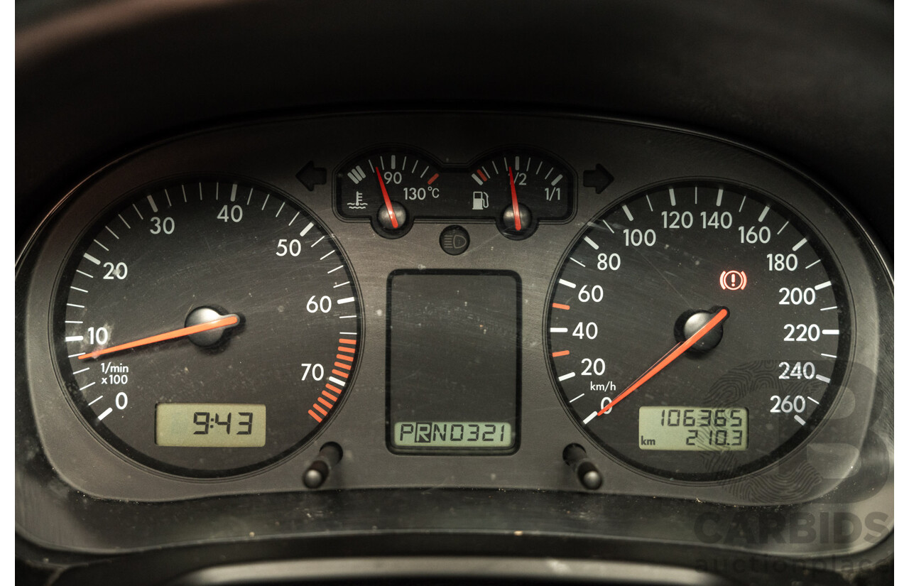 11/2000 Volkswagen Golf GL 5d Hatchback Silver 1.6L