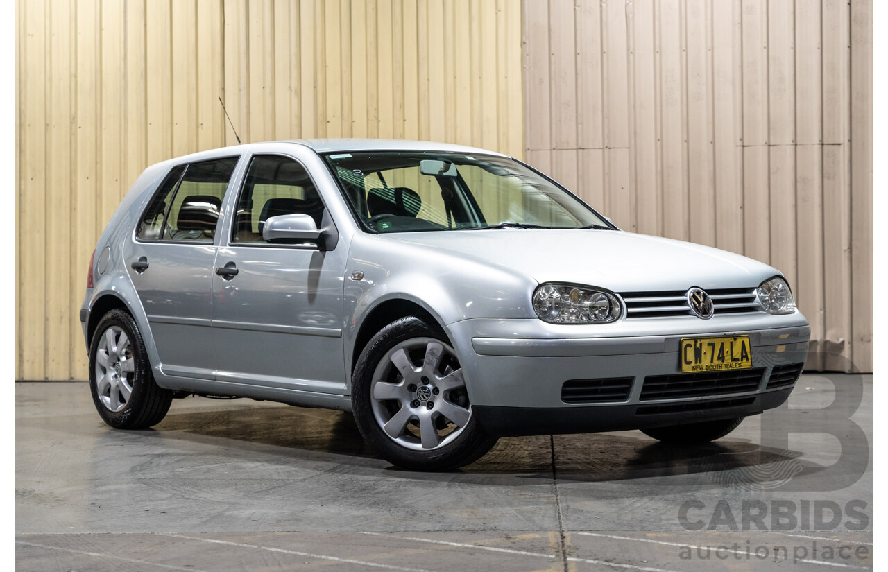 11/2000 Volkswagen Golf GL 5d Hatchback Silver 1.6L