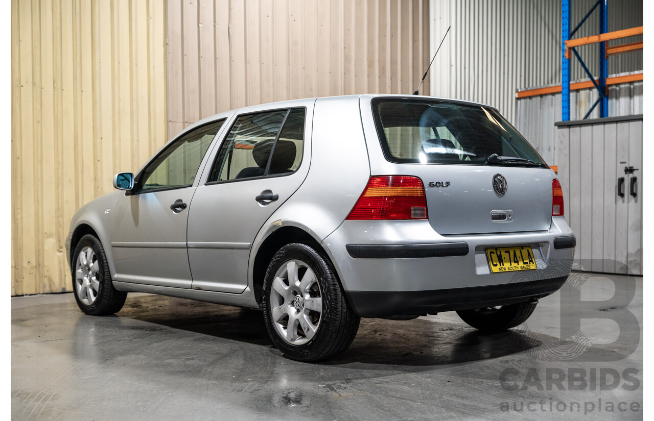 11/2000 Volkswagen Golf GL 5d Hatchback Silver 1.6L