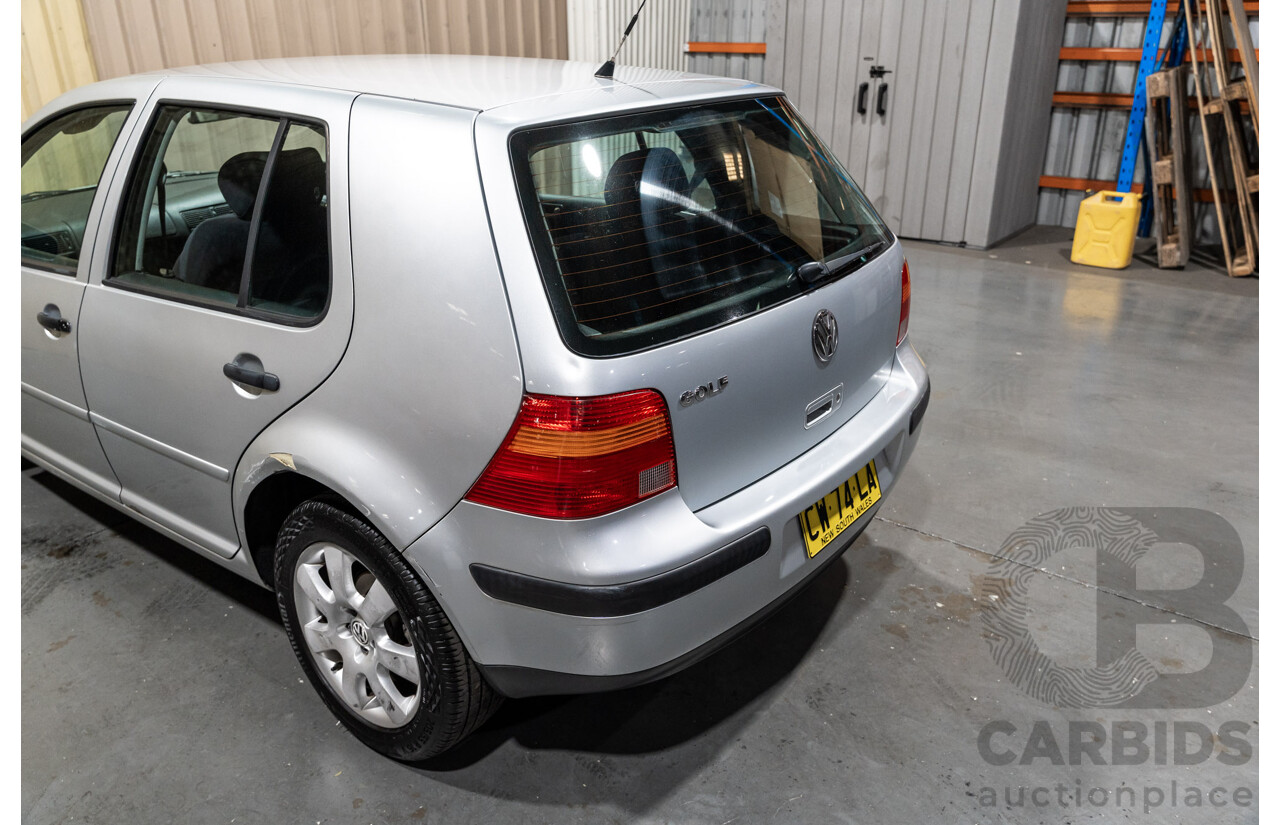 11/2000 Volkswagen Golf GL 5d Hatchback Silver 1.6L