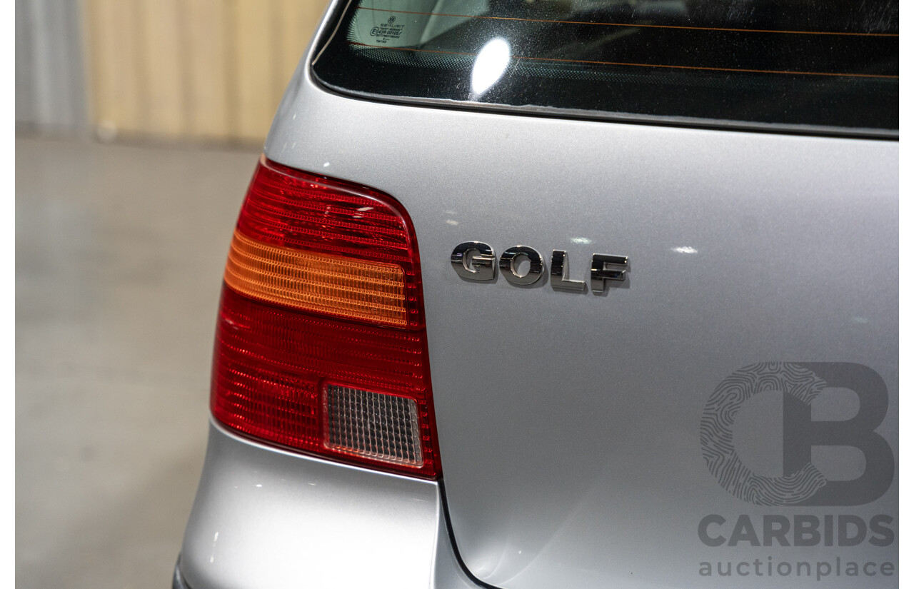 11/2000 Volkswagen Golf GL 5d Hatchback Silver 1.6L