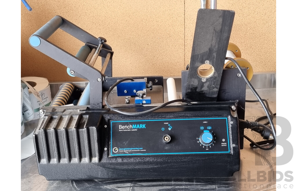 BENCHMARK Semi Automatic Labeller - Up to 11cm