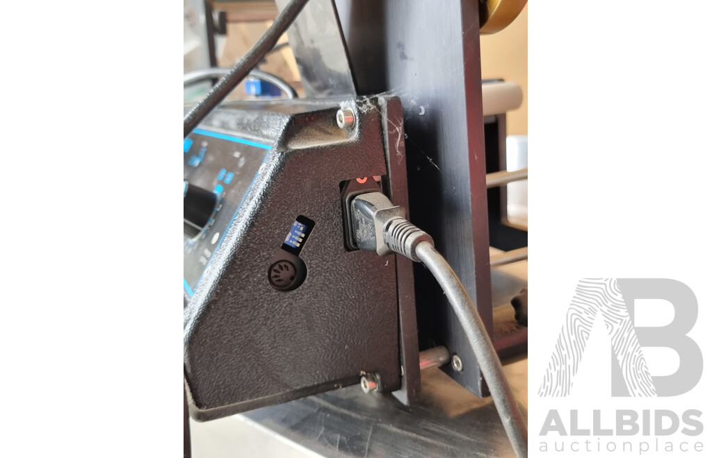 BENCHMARK Semi Automatic Labeller - Up to 11cm