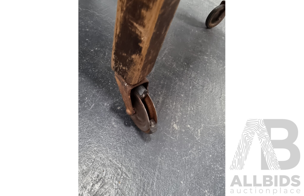 Oak Two Drinks Trolley