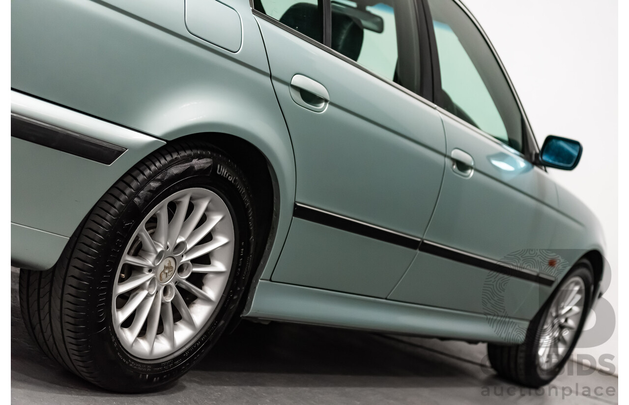 7/1999 BMW 528i E39 4d Sedan Glacier Green 2.8L