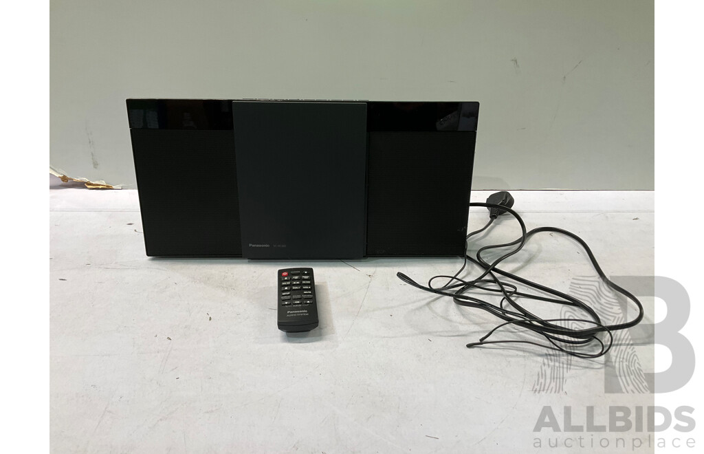 PANASONIC (SC-HC302) Slim Micro System - ORP $229.00