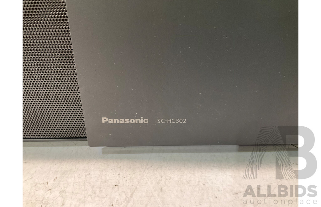 PANASONIC (SC-HC302) Slim Micro System - ORP $229.00