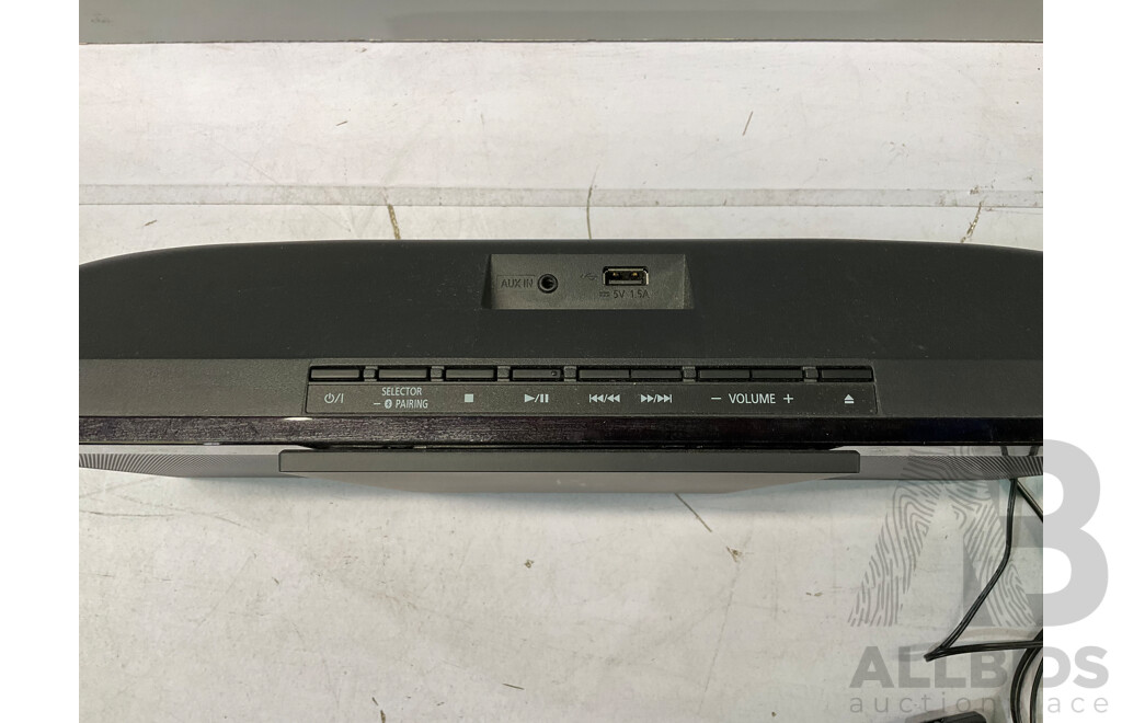 PANASONIC (SC-HC302) Slim Micro System - ORP $229.00