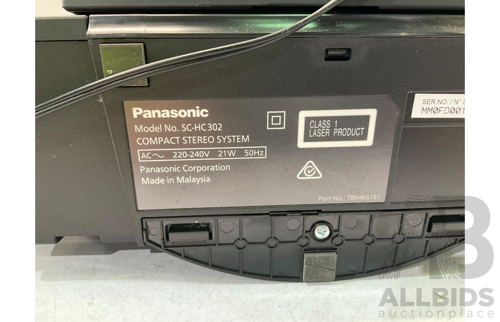 PANASONIC (SC-HC302) Slim Micro System - ORP $229.00