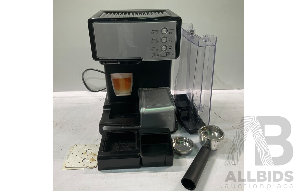 Sunbeam EM5000 Cafe Barista Coffee Machine - ORP $269.00