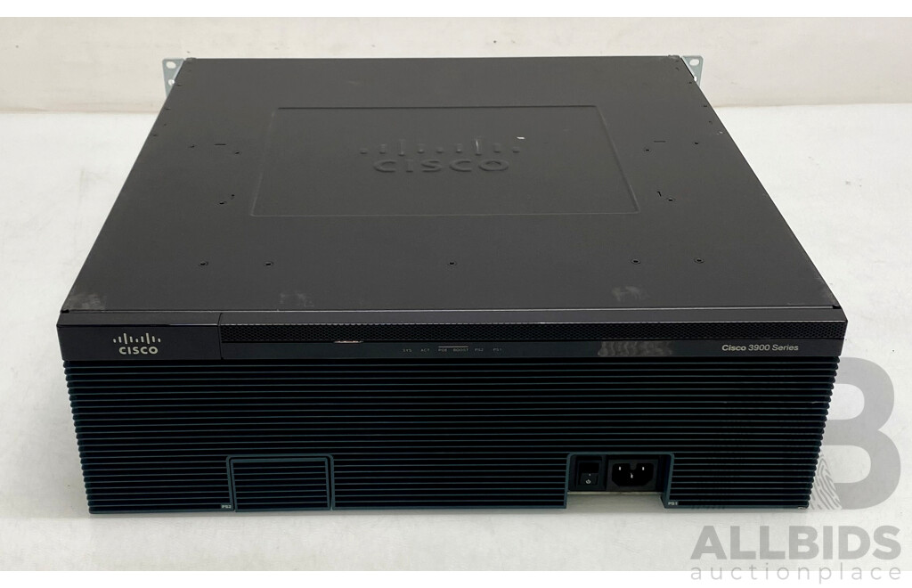 Cisco (CISCO3945-CHASSIS V02) 3900 Series Integrated Services Router