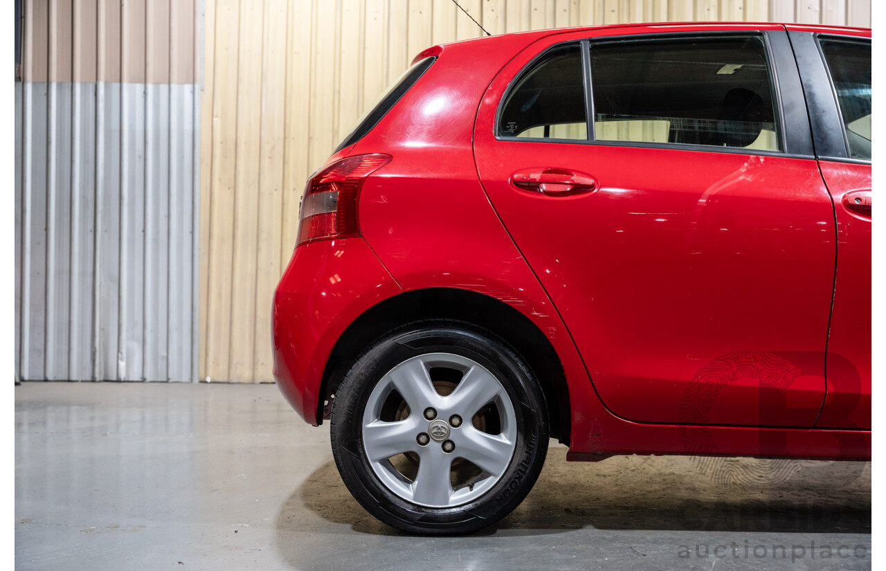 4/2008 Toyota Yaris Rush NCP90R 5d Hatchback Red 1.3L