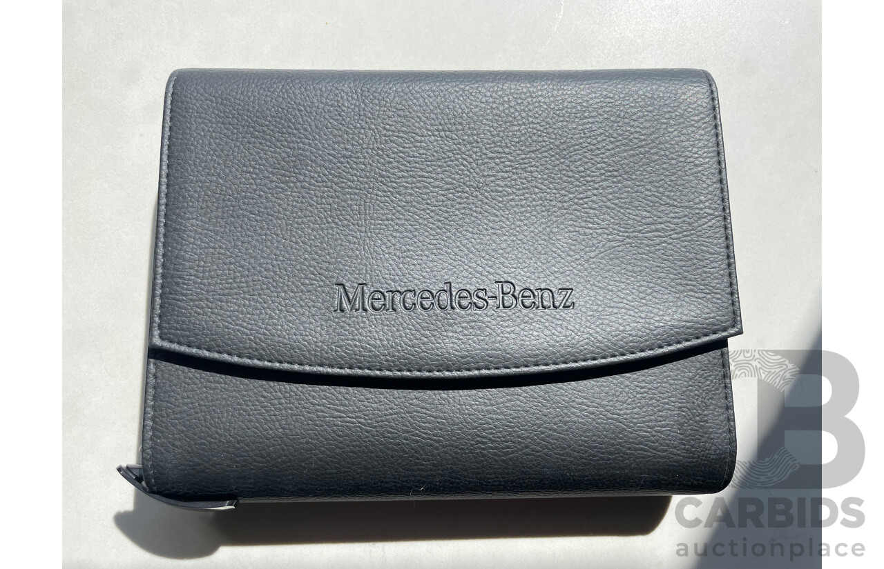 9/2011 Mercedes-Benz C250 CDI Elegance BE W204 MY11 4d Sedan Beige 2.1L