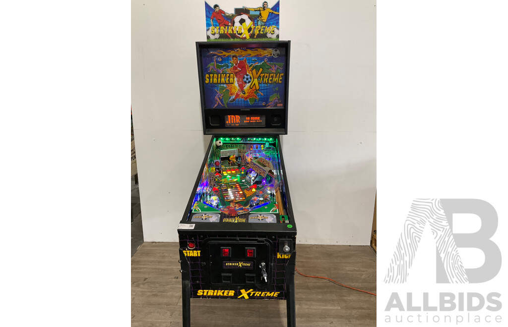 STRIKER XTREME (Stern Pinball Inc.) Pinball Machine