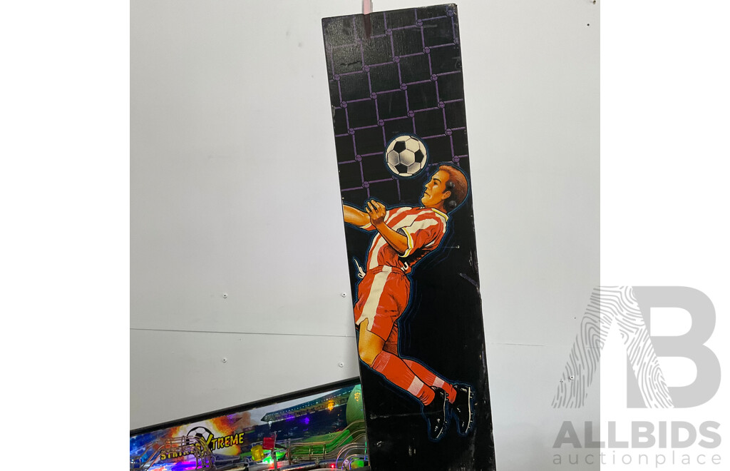 STRIKER XTREME (Stern Pinball Inc.) Pinball Machine
